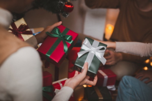Mejores ideas de regalos para el intercambio navideño