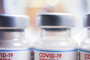 Inicia venta de vacuna Pfizer contra Covid-19, ¿cuánto costará?