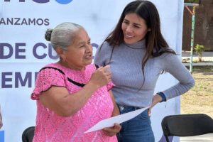 Capacita ST para el autoempleo a mujeres de Colón