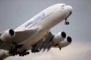 Más de 700 empleados de Airbus, intoxicados tras comida de Navidad