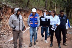 Impulsan con mejores caminos el turismo en la Sierra Queretana