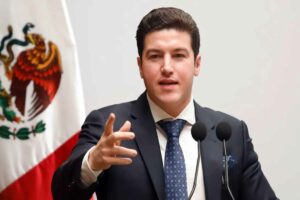 Samuel García deja candidatura presidencial, reasume como Gobernador