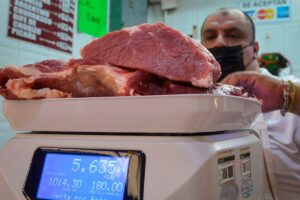 Consumir carnes rojas y procesadas aumentan riesgo de cáncer