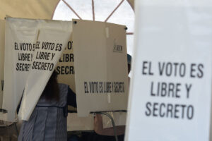 Se preparan aspirantes independientes para recolectar firmas en Querétaro