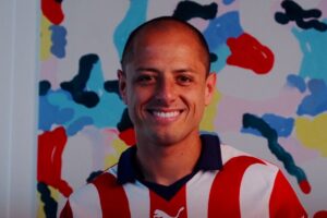‘Chicharito’ Hernández es nuevo jugador de Chivas