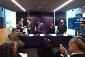 Anuncia Amazon Web una inversión de 5 mmdd en Querétaro