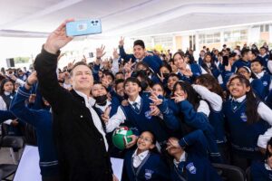 Entrega gobernador obras por más de 20 mdp en la escuela Esperanza Cabrera