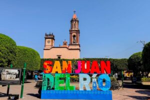 Impulsan turismo en San Juan del Río con letras de identidad