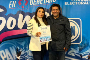 Mercedes Tovar va por Pedro Escobedo, se registra como precandidata