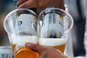 Sigue la regulación de venta de cerveza en el Estadio Corregidora