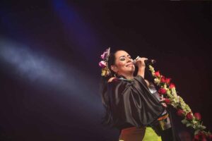 Lila Downs llega con música norteña a Querétaro