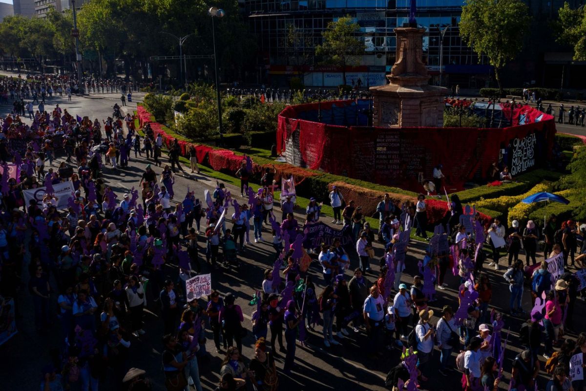 Calles cerradas en CDMX por marcha del 8 de Marzo / Foto: Cuartoscuro