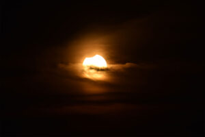 En el Planetario de Cadereyta observarán el eclipse parcial de sol / Foto: iStock