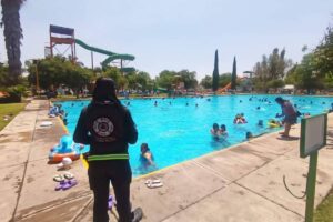 Protección Civil realizó una serie de recomendaciones a los visitantes de balnearios de Querétaro para evitar accidentes /Foto: PC