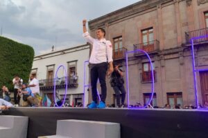 Felifer Macías arranca su campaña por la capital