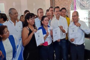 Felifer Macías se registra como candidato a la alcaldía de Querétaro