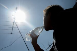 Incrementa consumo de agua en San Juan del Río por altas temperaturas