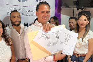Se registra Manuel Montes como aspirante a candidato para Colón