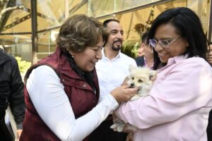 El Gobierno de la Maestra Delfina Gómez busca también desarrollar programas sobre protección, bienestar y trato digno a los animales en el sector educativo mexiquense.
