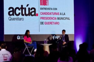 Estudiantes del Tec de Monterrey dialogan con candidatos de Querétaro