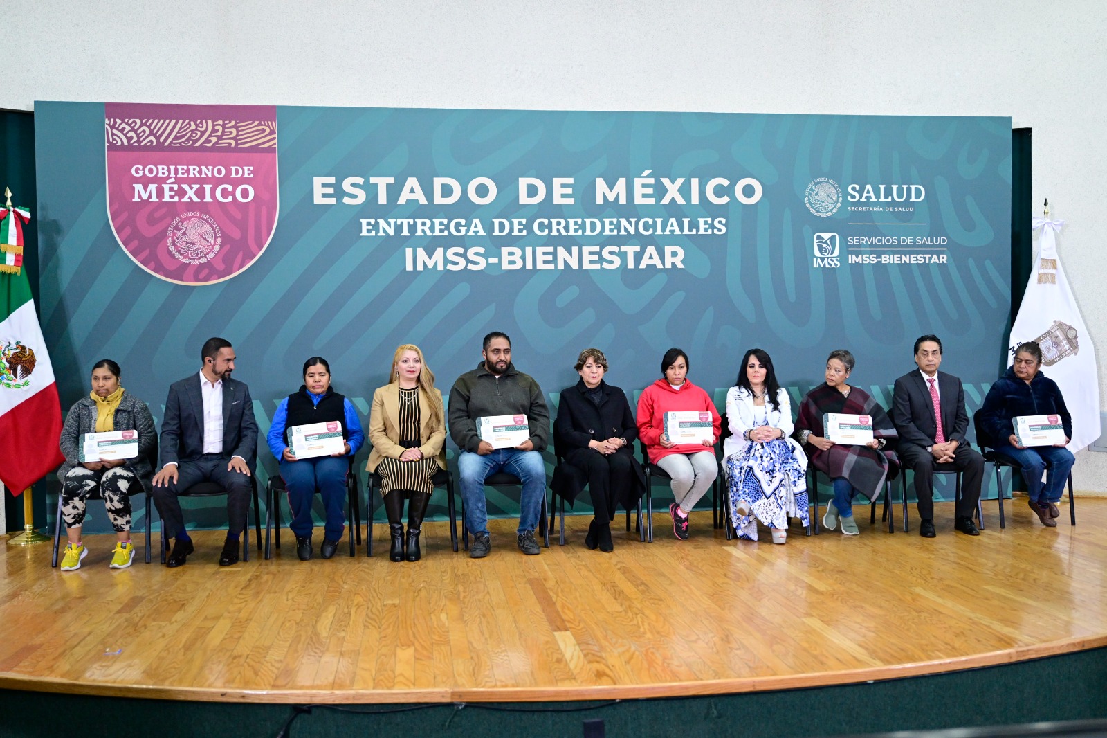 Con la credencial IMSS Bienestar, 9.1 millones de mexiquenses sin seguridad social podrán recibir atención médica sin costo en clínicas y hospitales del Estado de México.